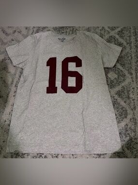 Brandy Melville grey 16 tee